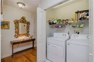 32 Hunters Run, North Providence, RI 02904 - Photo 9