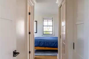 7 Dearborn St, Newport, RI 02840 - Photo 17