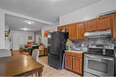 8 Atlantic Avenue, Providence, RI 02907 - Photo 5
