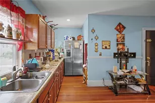 8 Atlantic Ave, Providence, RI 02907 - Photo 27