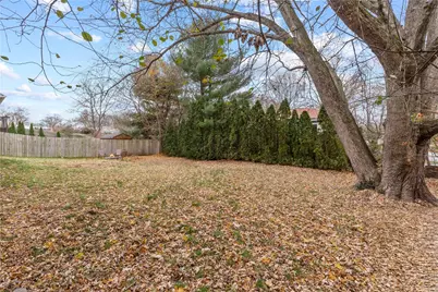 77 Macarthur Boulevard, Coventry, RI 02816 - Photo 33