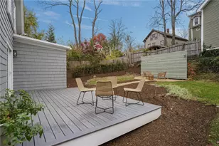 25 Tecumseh St, Providence, RI 02906 - Photo 29