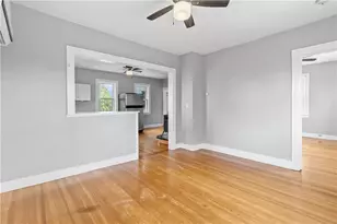 291 Maple Ave, Barrington, RI 02806 - Photo 9