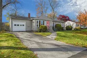288 Cove Ave, Warwick, RI 02889 - Photo 3