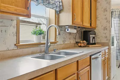 52 Bradley Terrace, Portsmouth, RI 02871 - Photo 13