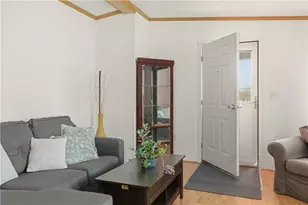 52 Bradley Terrace, Portsmouth, RI 02871 - Photo 5