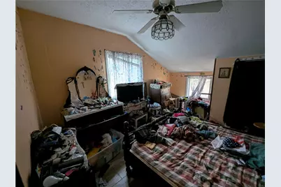 85 Hospital Road, East Providence, RI 02915 - Photo 15