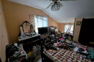 85 Hospital Rd, East Providence, RI 02915 - Photo 15