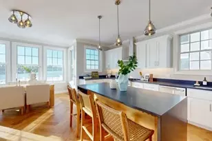 132 E Pt Dr, East Providence, RI 02916 - Photo 17