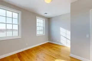 132 E Pt Dr, East Providence, RI 02916 - Photo 35