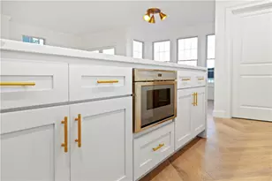 132 E Pt Dr, East Providence, RI 02916 - Photo 21