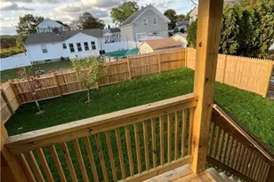 27 Newbury St, Providence, RI 02904 - Photo 5