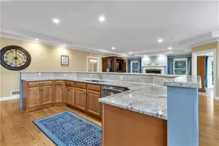 95 Crickett Cir, East Greenwich, RI 02818 - Photo 9