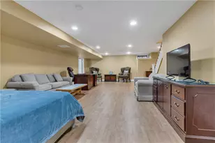 95 Crickett Cir, East Greenwich, RI 02818 - Photo 27