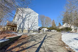 325 Washington St, West Warwick, RI 02893 - Photo 17