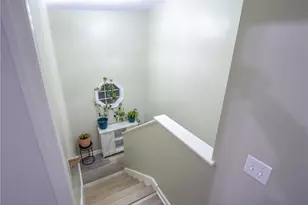 5 Edgewood Ave, Cumberland, RI 02864 - Photo 15