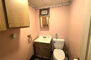 458 Prospect St, Woonsocket, RI 02895 - Photo 21