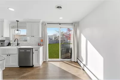 85 Union Avenue, Warwick, RI 02889 - Photo 13