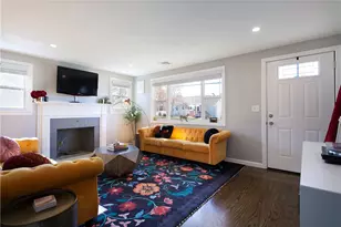 8 Summit Ave, Johnston, RI 02919 - Photo 7