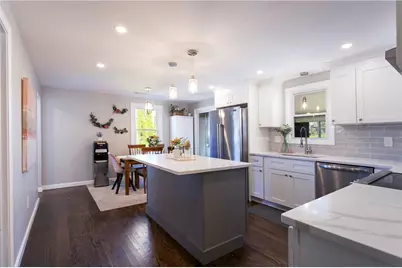 8 Summit Avenue, Johnston, RI 02919 - Photo 5