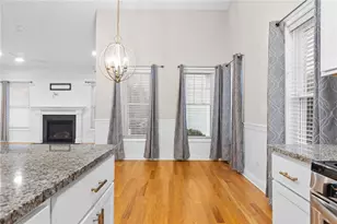 5 W Glen Ln, West Warwick, RI 02893 - Photo 7