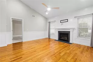 5 W Glen Ln, West Warwick, RI 02893 - Photo 17