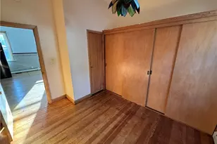 92 Old Oak Ave, Cranston, RI 02920 - Photo 11