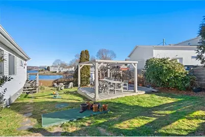 15 Cedar Avenue #2, Portsmouth, RI 02871 - Photo 33