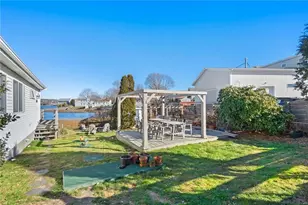 15 Cedar Ave, Portsmouth, RI 02871 - Photo 33