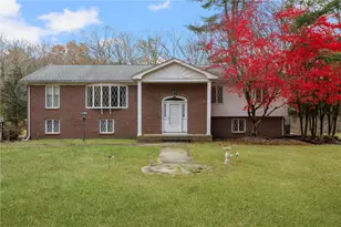 46 Woodsong Dr, Scituate, RI 02857 - Photo 1