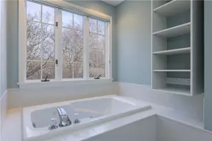 38 Kristen Ln, North Kingstown, RI 02852 - Photo 23