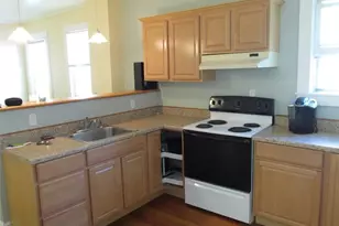 9 Ann St, Newport, RI 02840 - Photo 5