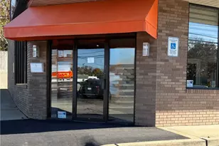 690 Oaklawn Ave, Cranston, RI 02920 - Photo 1