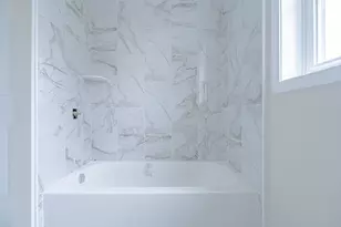 50 Armington Ave, Providence, RI 02908 - Photo 15