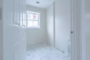 50 Armington Ave, Providence, RI 02908 - Photo 13