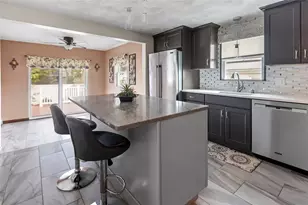 18 Lyman Ave, Johnston, RI 02919 - Photo 3