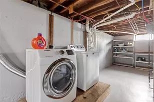 18 Lyman Ave, Johnston, RI 02919 - Photo 31