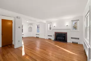 84 Intervale Rd, Cranston, RI 02910 - Photo 7