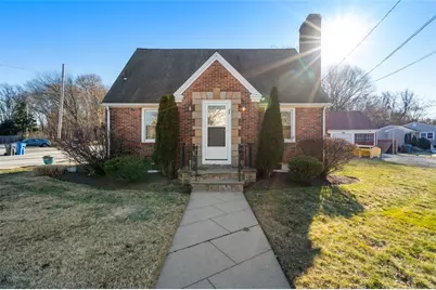 84 Intervale Road, Cranston, RI 02910 - Photo 3