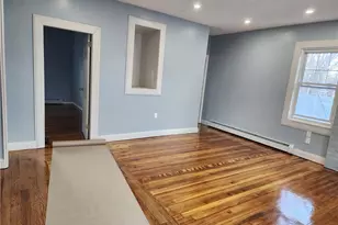 39 Chaplin St, Pawtucket, RI 02861 - Photo 7