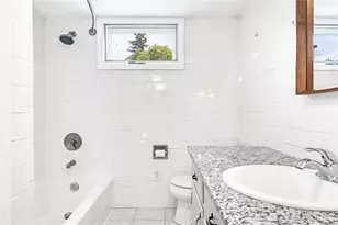 214 Highland Rd, Tiverton, RI 02878 - Photo 27