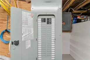 128 Rodman St, South Kingstown, RI 02879 - Photo 37