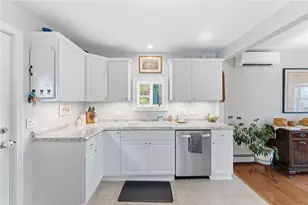 128 Rodman St, South Kingstown, RI 02879 - Photo 9