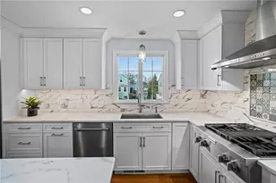 41 Wuddall Ave, Warwick, RI 02889 - Photo 9