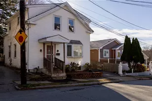 185 Lippitt St, Providence, RI 02906 - Photo 1
