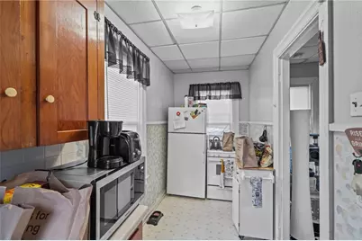 79 Hamlet Avenue, Woonsocket, RI 02895 - Photo 35