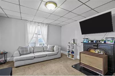 79 Hamlet Avenue, Woonsocket, RI 02895 - Photo 21