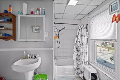 79 Hamlet Avenue, Woonsocket, RI 02895 - Photo 25