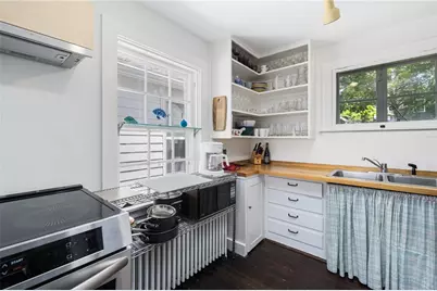 10 Casey Court, Newport, RI 02840 - Photo 11