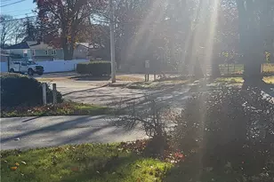 27 Frederick St, Warwick, RI 02888 - Photo 35